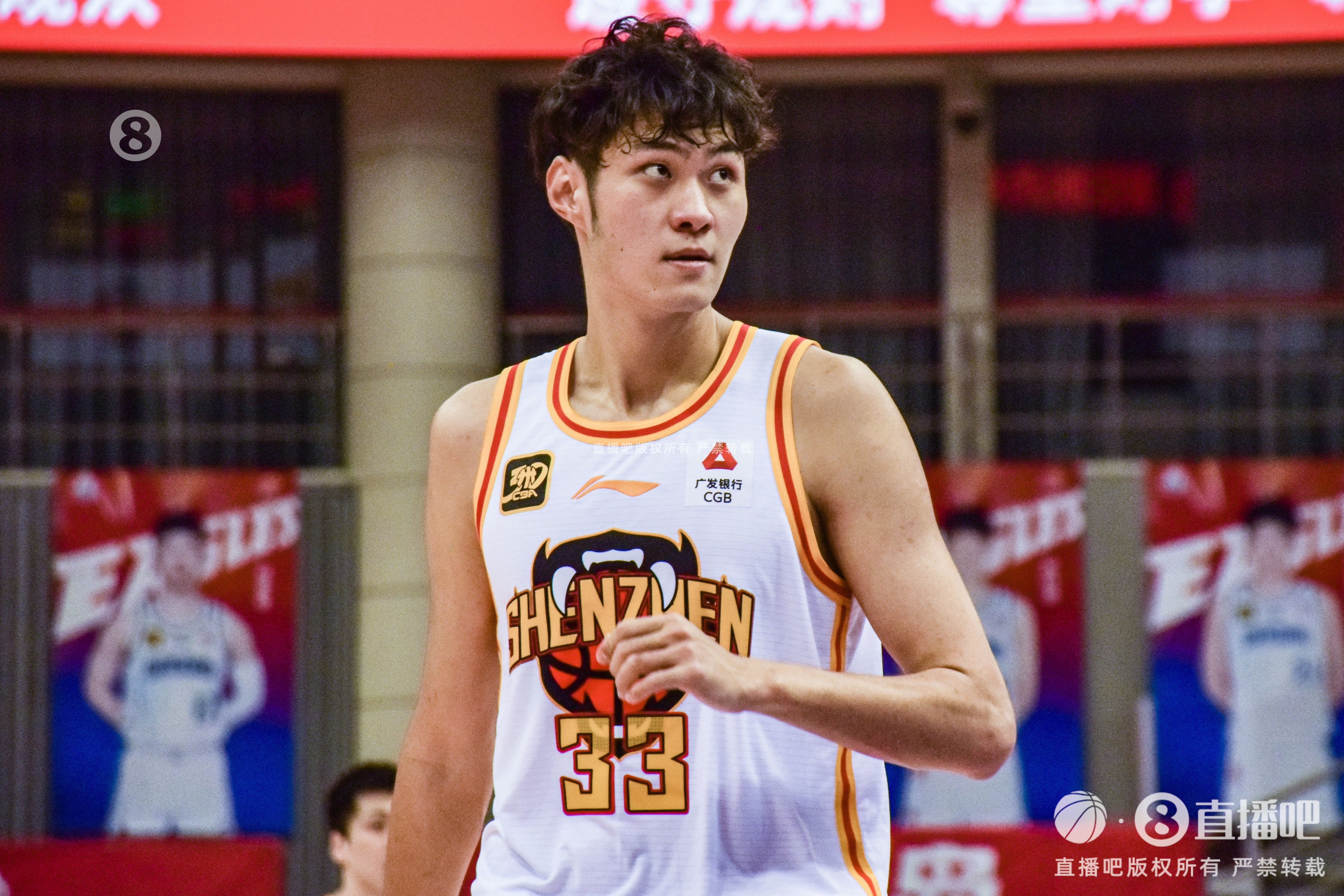 打出来了!王浩然17中9拿到23分3板2助2断1帽 正负值+23