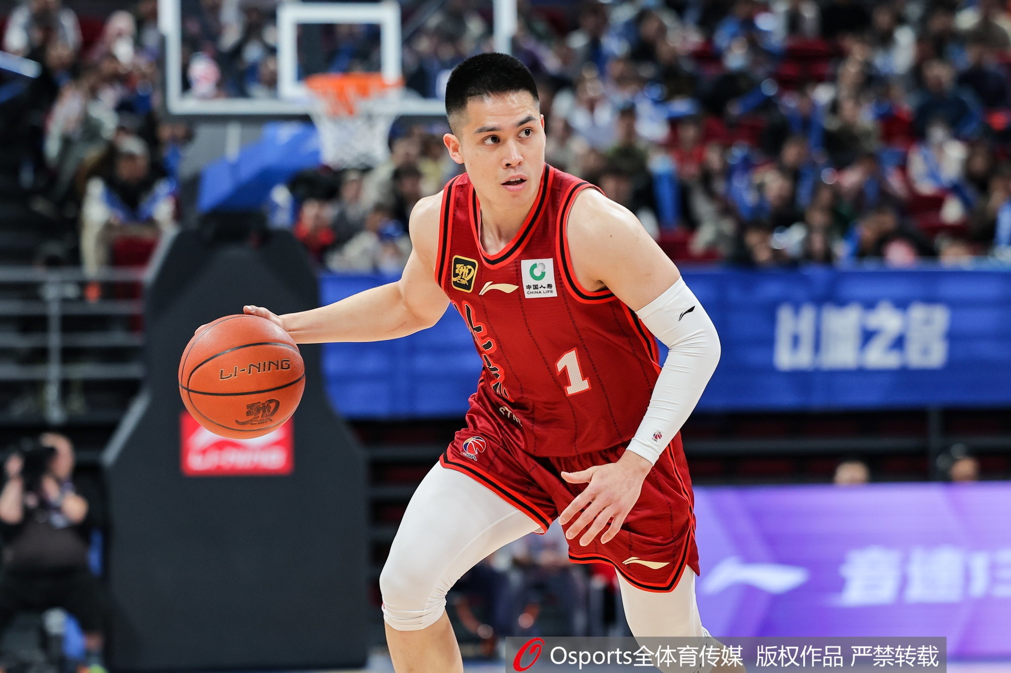 球队大脑!陈盈骏13中6拿到20分4板6助3断 正负值+14